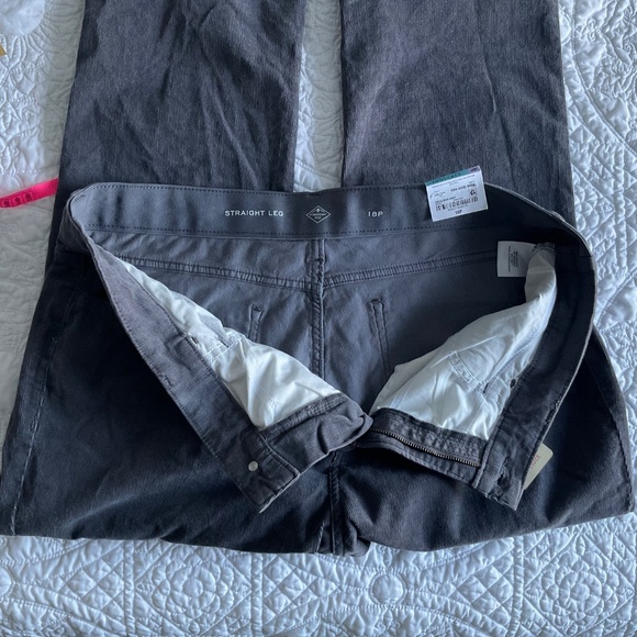St John's Bay Straight Corduroy Pants Womens 18P Gray Mid Rise Zip Stretch NWT - Picture 6 of 8